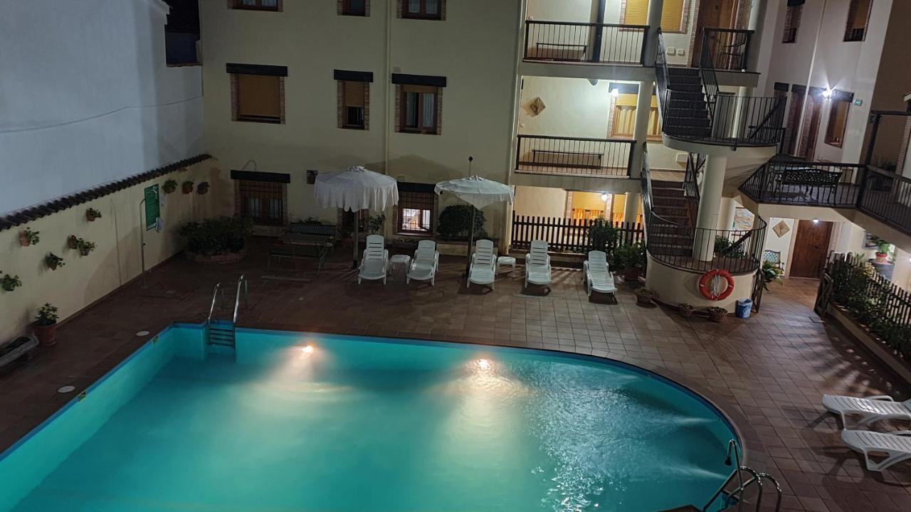 Apartamentos Valle Del Guadalquivir Арройо-Фрио Экстерьер фото